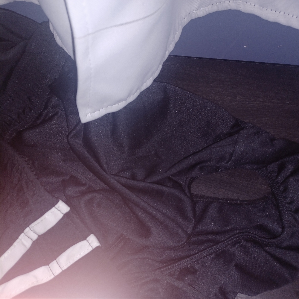 Nike Dry Fit Trunks Size XL - Picture 5 of 6